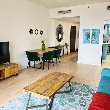 Newly Renovated Marina & Sea View Family Condo Dubaï Extérieur photo