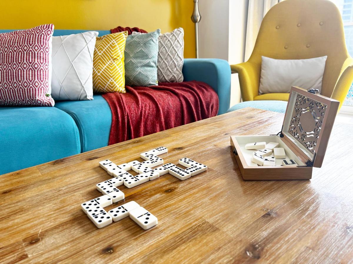 Newly Renovated Marina & Sea View Family Condo Dubaï Extérieur photo